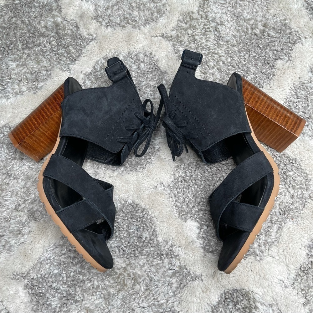 M4D3 Madi Black Suede Sandals 4" Block Heels Size 7.5M - Picture 5 of 15